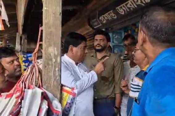 Mayor gives 7 day Deadline to Agartala Shopkeepers to clear Public Lands