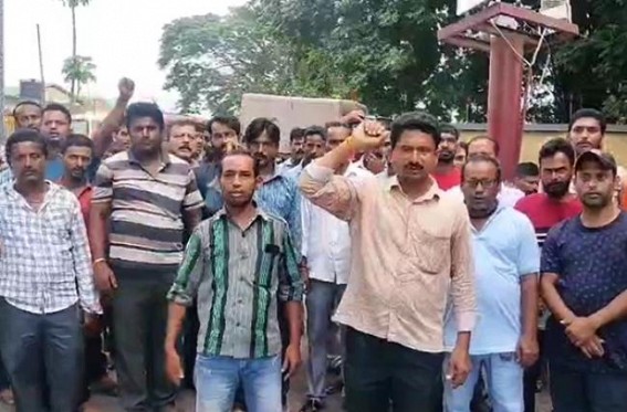 Drivers protested against extortion by ACC Logistic Manager