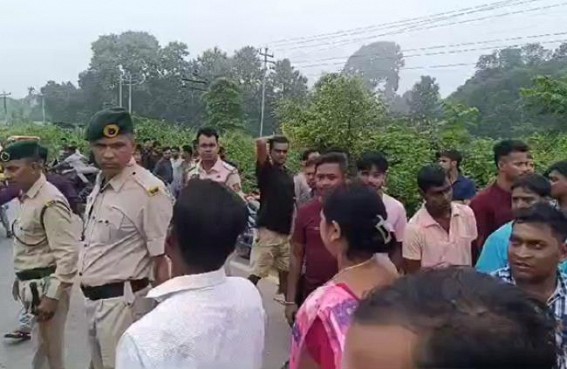Two injured in Road Accident in Malaynagar