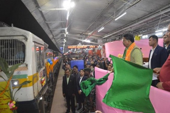 'Another addition to the HIRA mission' :Tripura CM flagged off Agartala-Deoghar express with Linke-Hofmann-Busch coach
