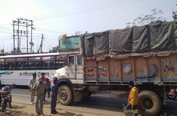 Thief arrested for stealing a 6-wheeler Truck arrested by Police