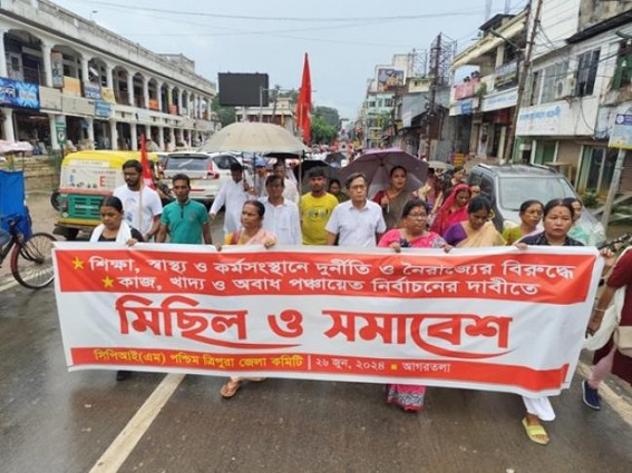 Unaffiliated Medical College Construction Row : CPI-M organized Protest, said, ‘Both Central & State Govts are Scammers’