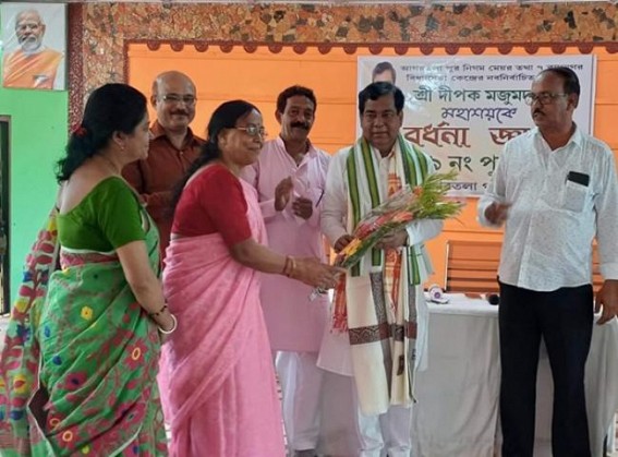 BJP felicitates Mayor Dipak Majumder on his By-Poll victory
