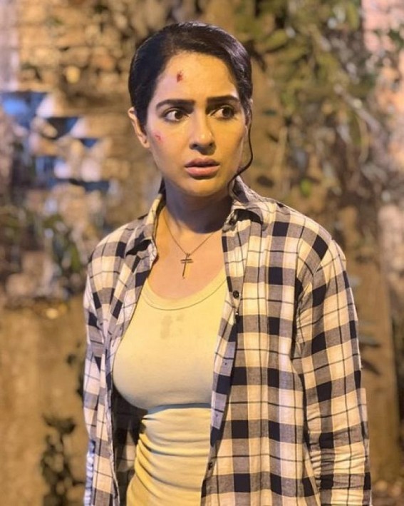 Malvi Malhotra calls 'Jenma Natchathiram' a perfect blend of horror and romance