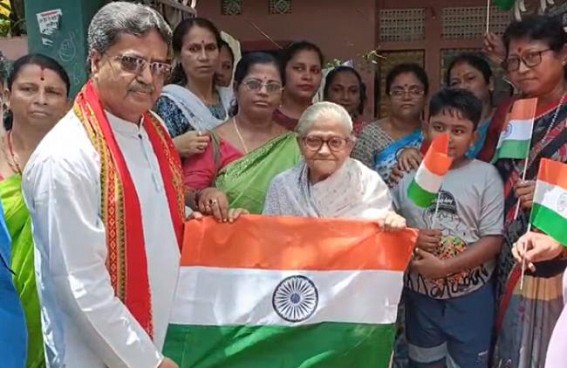 Har-Ghar-Tiranga: Tripura CM distributed National Flags in his constituency