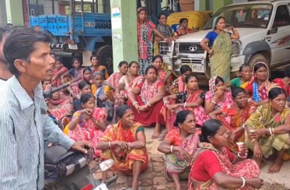 Tea Garden workers on Protest over pending Wages