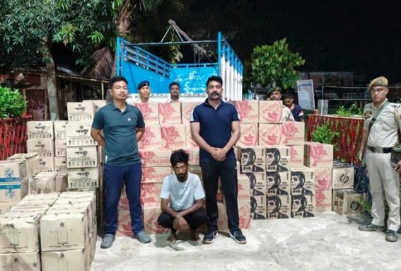 Liquor Peddlers released on Bail again arrested in Kanchanpur with 4,000 liquor bottles 