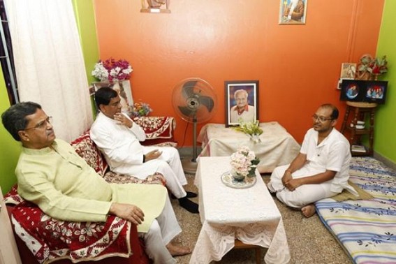 CM visits Deceased Doctors’ Homes