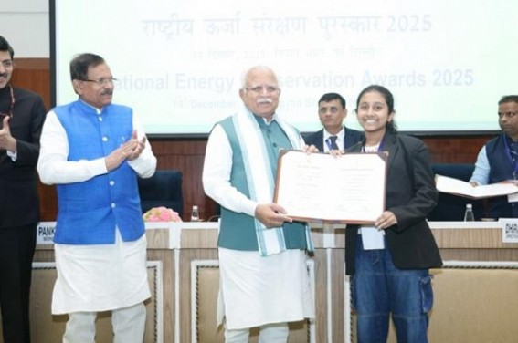 Khowai Girl Makes Tripura Proud as she Achieves National Award in Painting Khowai Girl Makes Tripura Proud as she Achieves National Award in Painting