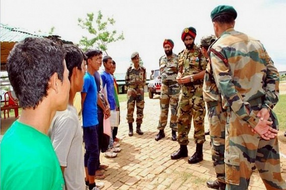 AR Tripura Chief motivates youths to join armed forces