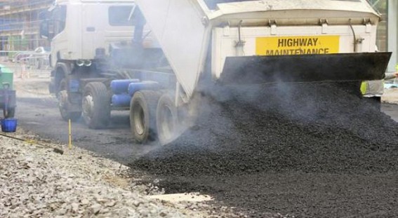 Fresh bitumen supplies reach Lumding, crisis likely to lighten shortly  