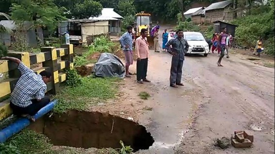Drivers lament deplorable condition of bridge at Udaipur-Amarpur road