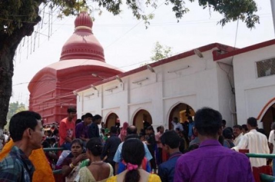 Devotees throng to Tripura Sundari Temple to take holy bath on Mahalaya