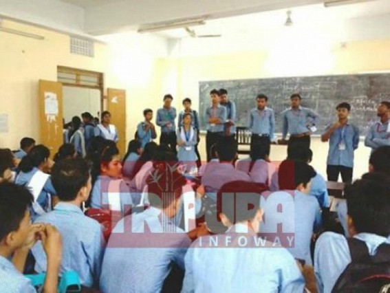 Class rooms at BBMC turn SFI's ragging zone : Today's class 'Vote for SFI'