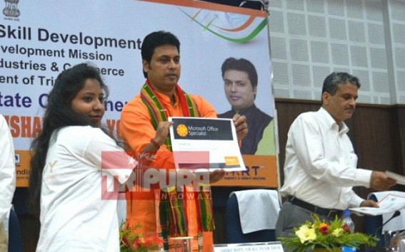 'Think beyond Tripura & Parent-orientation ! People who went abroad they freed India from British' : CM tells youths 