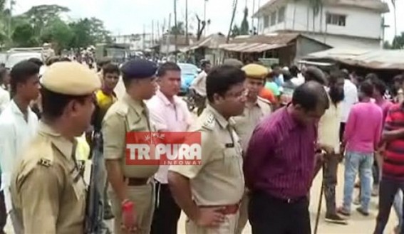 VHP's Road blockade, gherao after Hindu minor girl kidnapped in Tripura : Administration suspects Indo-Bangla 'girl-trafficking' case 