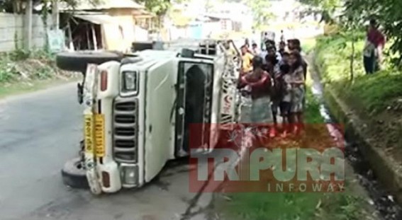 11 injured, 1 died in Tripura road mishap 