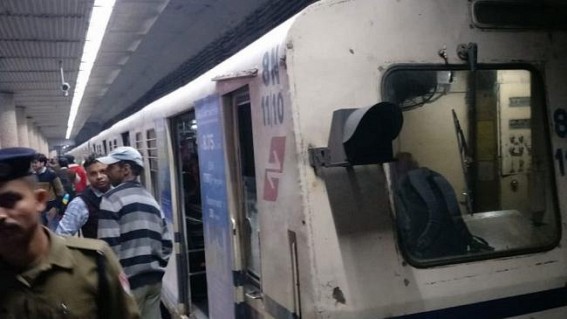 Fire in Kolkata metro, 16 injured 