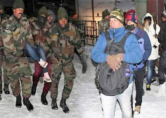 Army rescues 2,500 stranded tourists in Sikkim