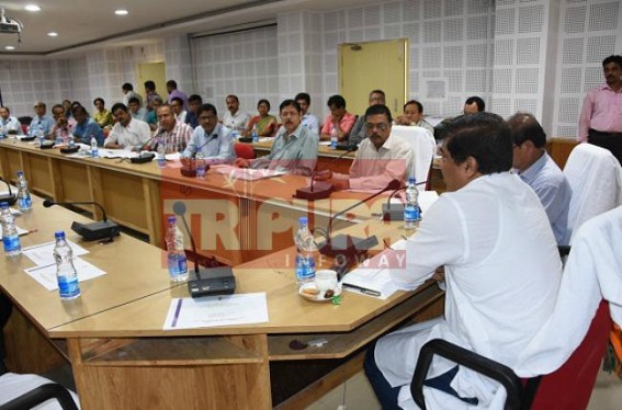 PWD (DWS) Minister conducts meeting