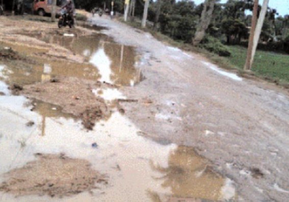 Highways left in deplorable shape, PWD in slumber 