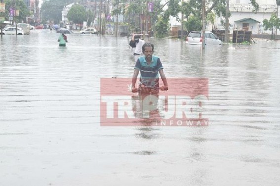 Capital City locked by Rain-Water ! Agartala City flooding like Hell !