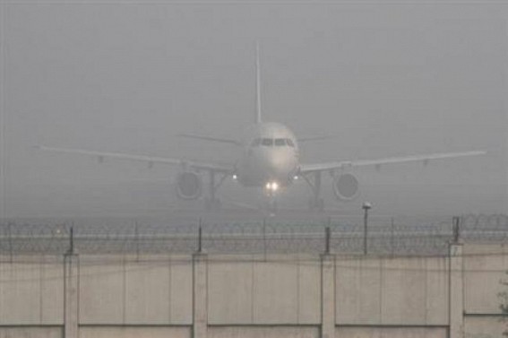 Fog affects air, rail traffic in Delhi, 10 flights diverted