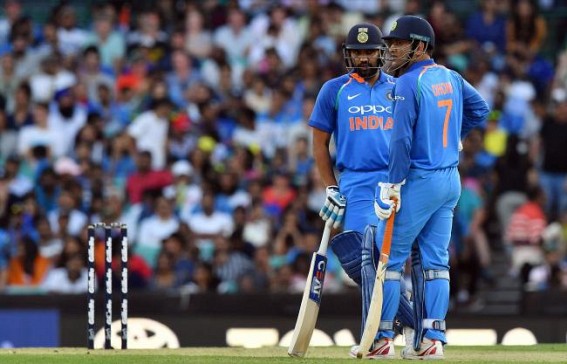 Would be happy if Dhoni bats at four: Rohit