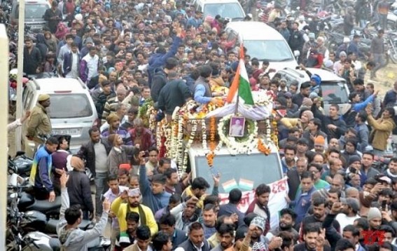 Business worth Rs 25,000 cr hit as traders protest against Pulwama attack: CAIT