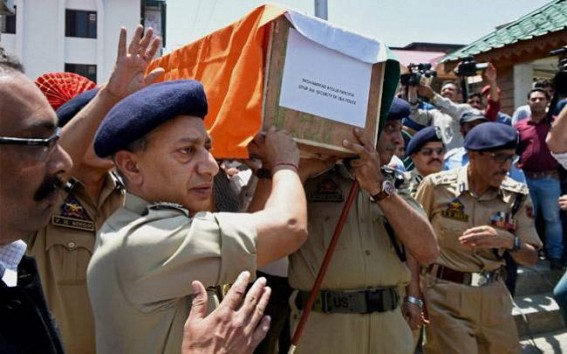Deputy SP killed in Kashmir