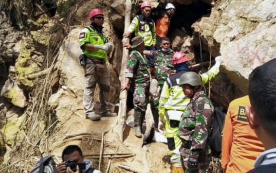 Death toll in Indonesia gold mine collapse reaches 16