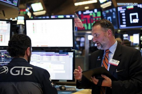 US stocks close mixed amid Fed announcement