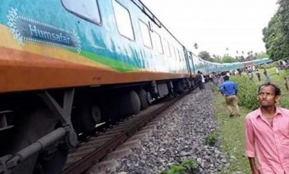 Humsafar Express met accident