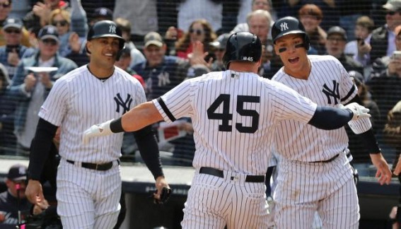 Yankees stay hot, pull away for win over Orioles
