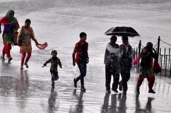 Monsoon hits Kerala coast, says IMD