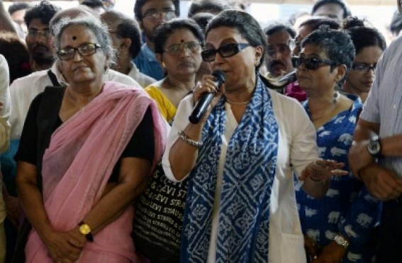 Aparna Sen appeals to 'Ma' Mamata as doctors strike worsens 