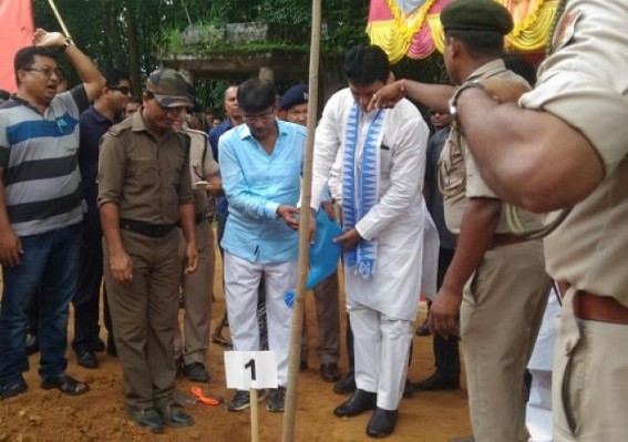 6700 trees planted besides National Highway at Udaipur as part of â€˜Green Tripuraâ€™ drive 