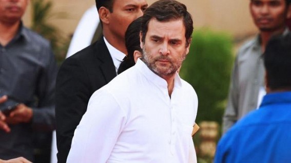 Several Congress leaders resign in support of Rahul