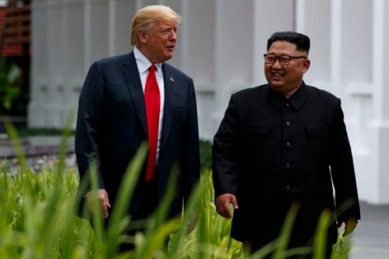 Trump briefly steps into N.Korea, meets Kim 