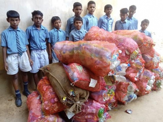 School students campaigned to reduce plastic usage