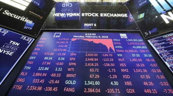 US stocks close lower amid falling corporate shares