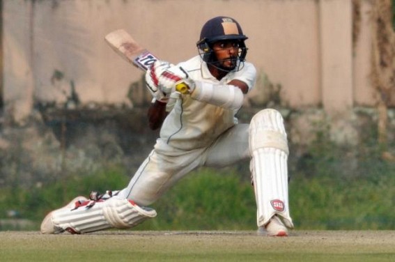 Easwaran named Bengal's cricketer of the year