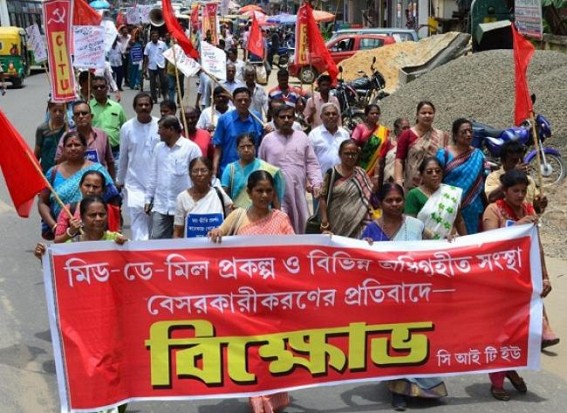Privatization of Mid-Day-Meal : CITU held protest