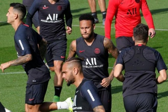 Neymar set to make PSG return