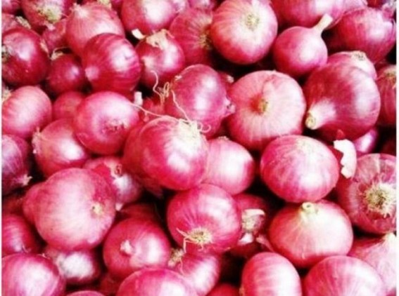 Delhi govt to sell onions at Rs 23.90 per kilo