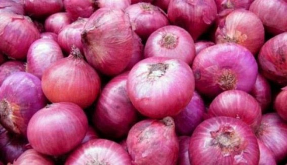 Onions lead to fist-fights in UP