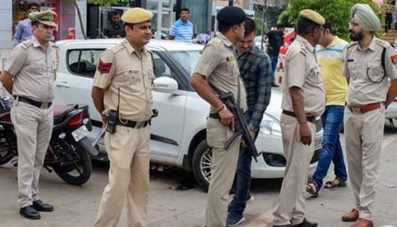 Terror alert at Delhi police stations, security up