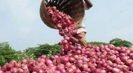 Bengal buyers flee without paying onion price
