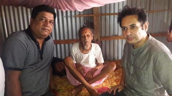 Pradyot Manikya met King Bir Bikram Manikyaâ€™s bodyguard who is now 125 years old, donates Rs. 20,000
