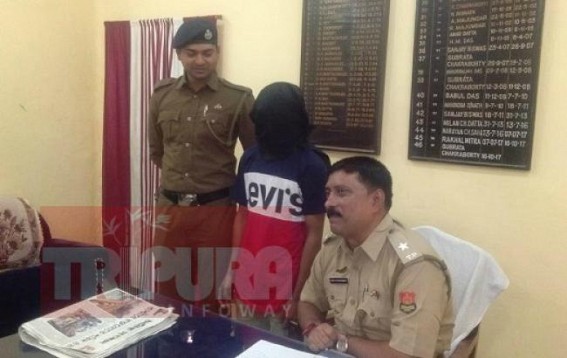 Robbers snatched gold-chain of woman in broad day light : West Agartala Police arrested 1